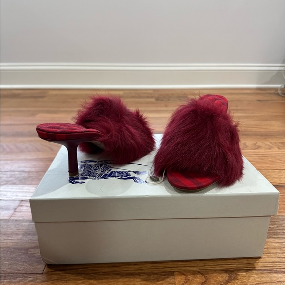 Burberry Shoes - BRAND NEW Burberry Minnie Shearling Mule Sandals
